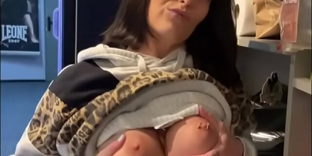 amateur,ass,boobs,busty,femdom,mature,milf,mistress,mom,pov,solo